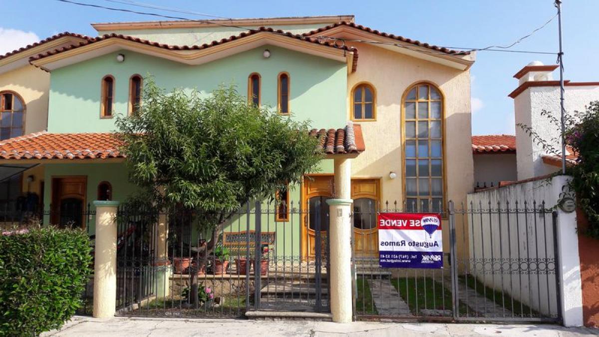 Picture of Other Commercial For Sale in San Cristobal De Las Casas, Chiapas, Mexico