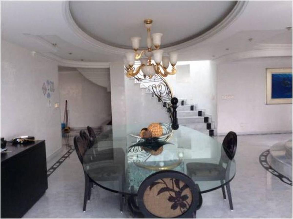 Picture of Other Commercial For Sale in Huixquilucan, Mexico, Mexico