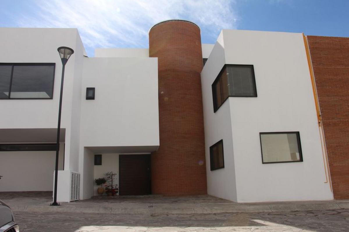Picture of Home For Sale in Naucalpan De Juarez, Mexico, Mexico