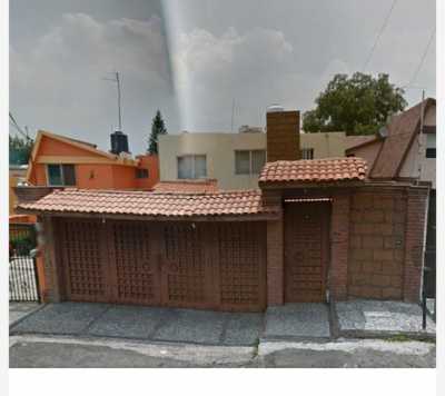 Home For Sale in Naucalpan De Juarez, Mexico