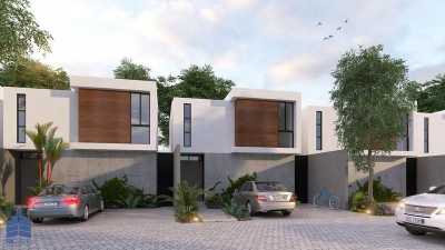 Home For Sale in Conkal, Mexico