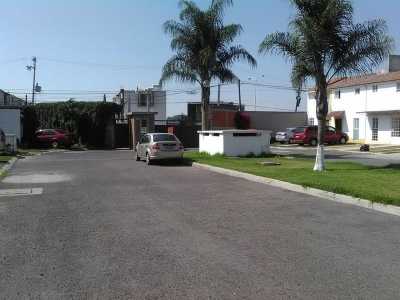 Home For Sale in Tultepec, Mexico
