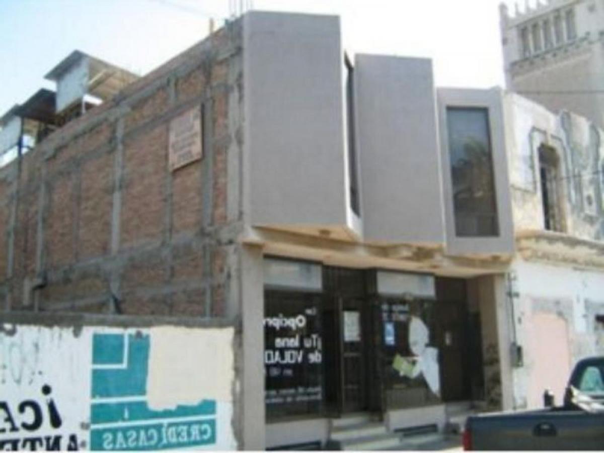 Picture of Apartment Building For Sale in Playa Vicente, Veracruz, Mexico