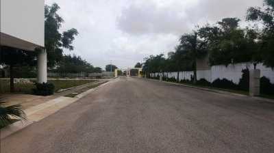 Other Commercial For Sale in Merida, Mexico