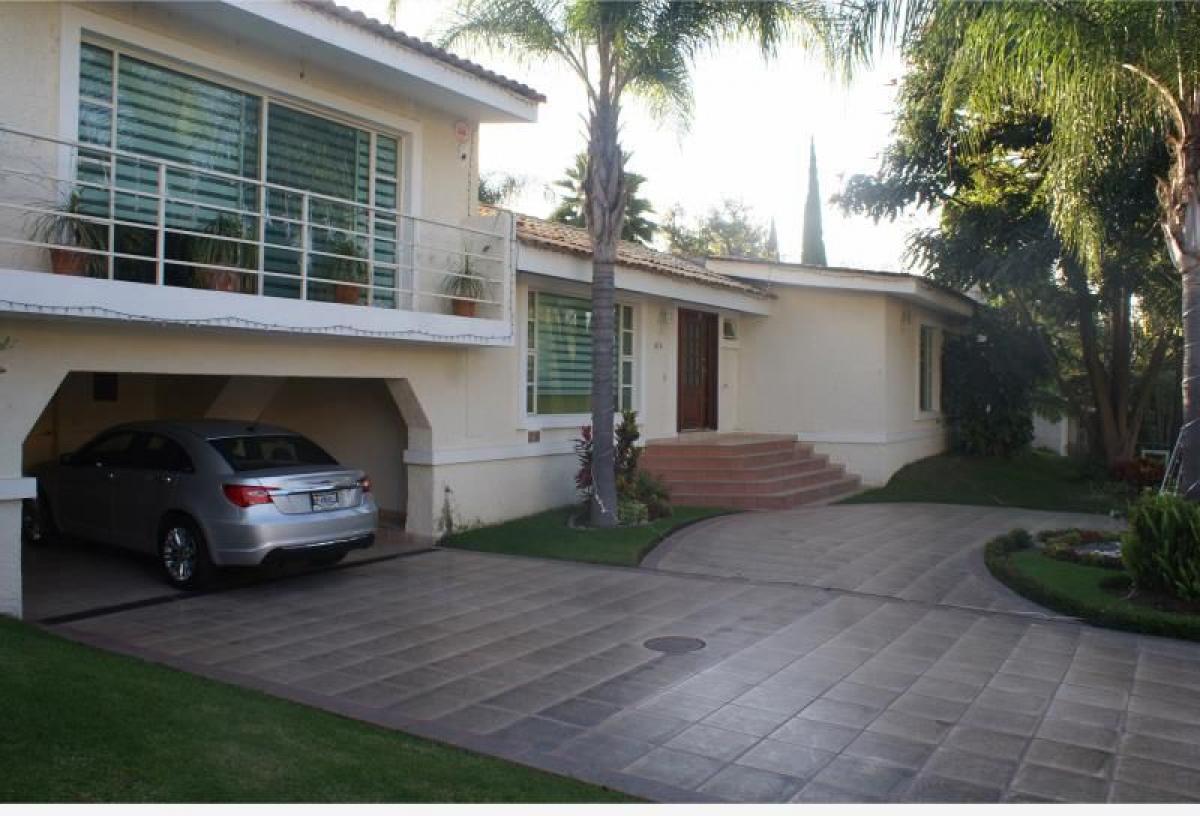 Picture of Home For Sale in Tlajomulco De Zuniga, Jalisco, Mexico