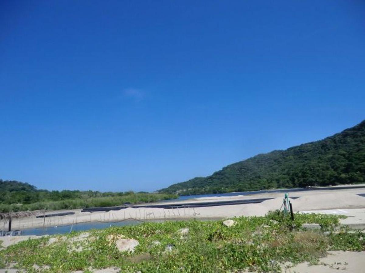 Picture of Residential Land For Sale in Villa De Tututepec De Melchor Ocampo, Oaxaca, Mexico