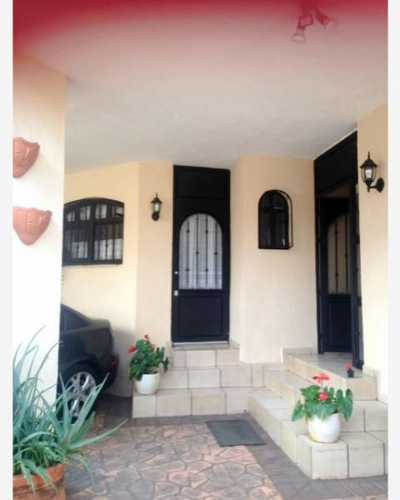 Home For Sale in Tepatitlan De Morelos, Mexico