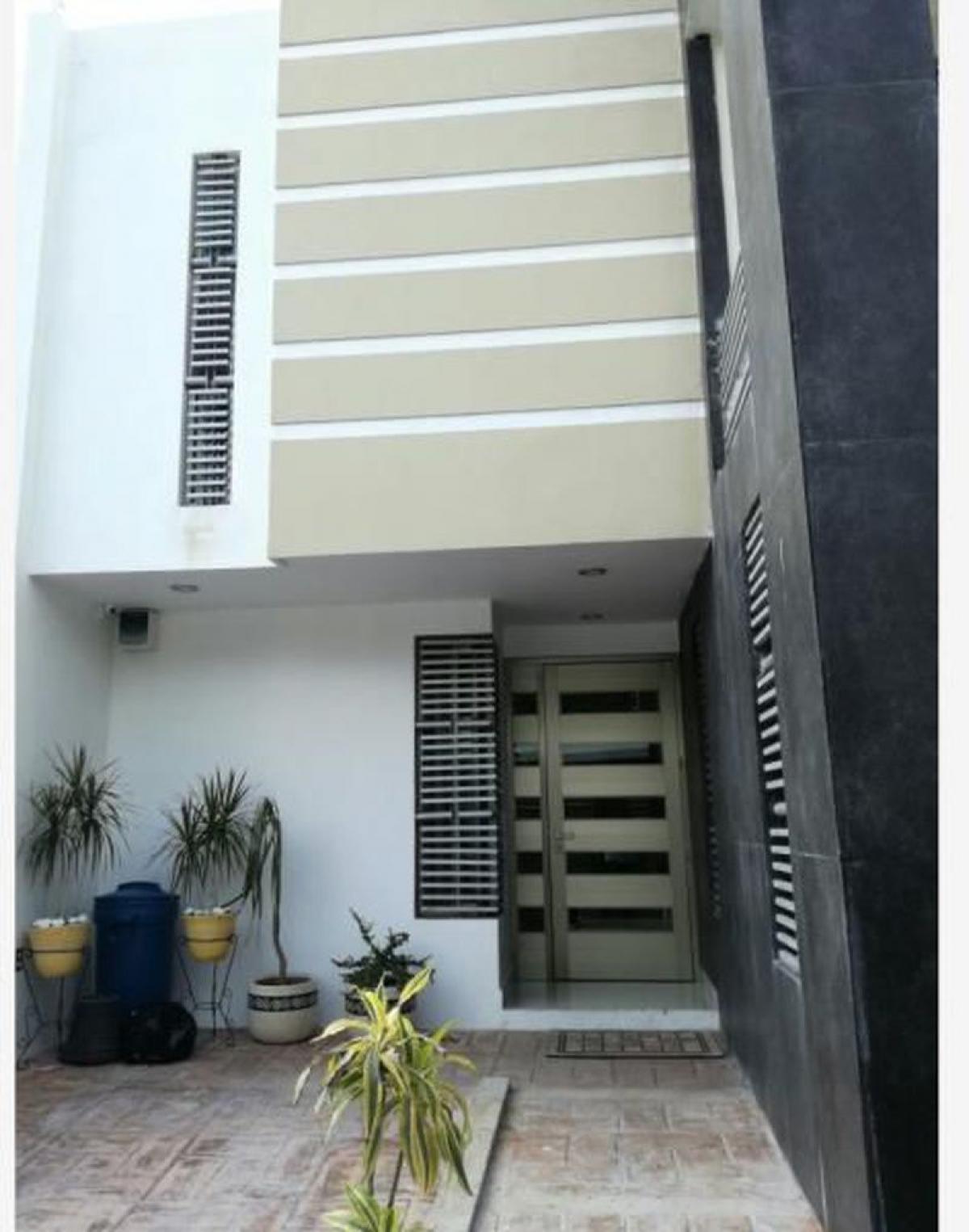Picture of Home For Sale in Tuxtla Gutierrez, Chiapas, Mexico