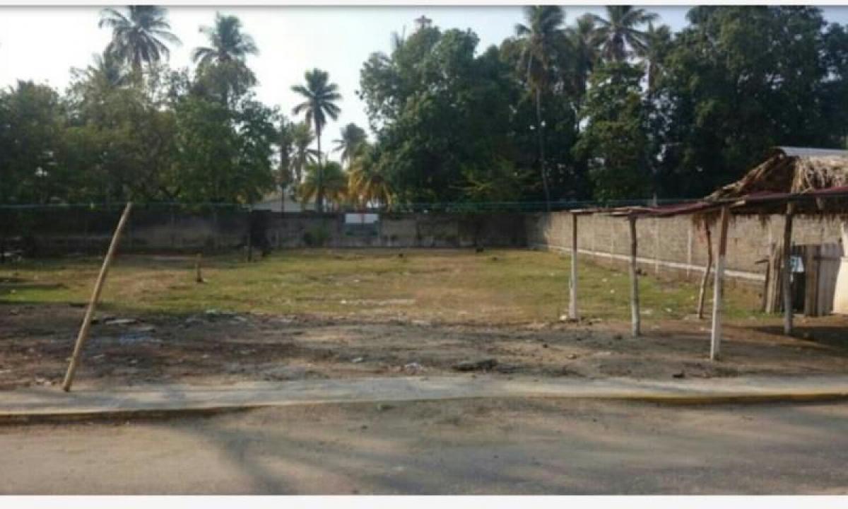 Picture of Residential Land For Sale in Tonala, Chiapas, Mexico