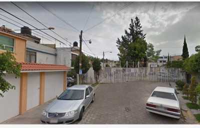 Home For Sale in Nezahualcoyotl, Mexico