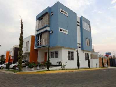 Home For Sale in San Pedro Tlaquepaque, Mexico