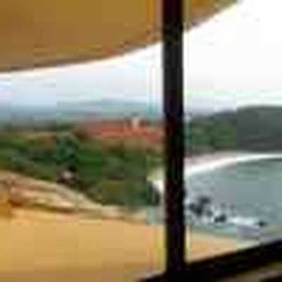 Apartment For Sale in Zihuatanejo De Azueta, Mexico