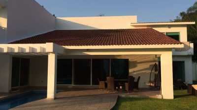Home For Sale in Atlatlahucan, Mexico