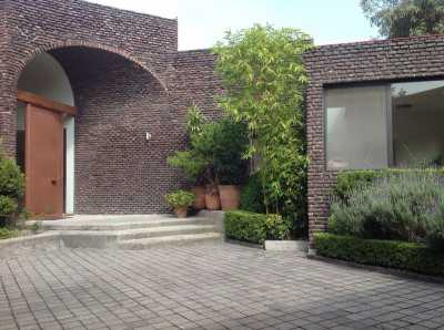 Home For Sale in Cuajimalpa De Morelos, Mexico