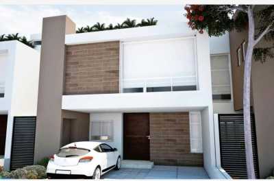 Home For Sale in El Marques, Mexico