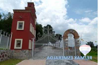 Home For Sale in Villa Victoria, Mexico