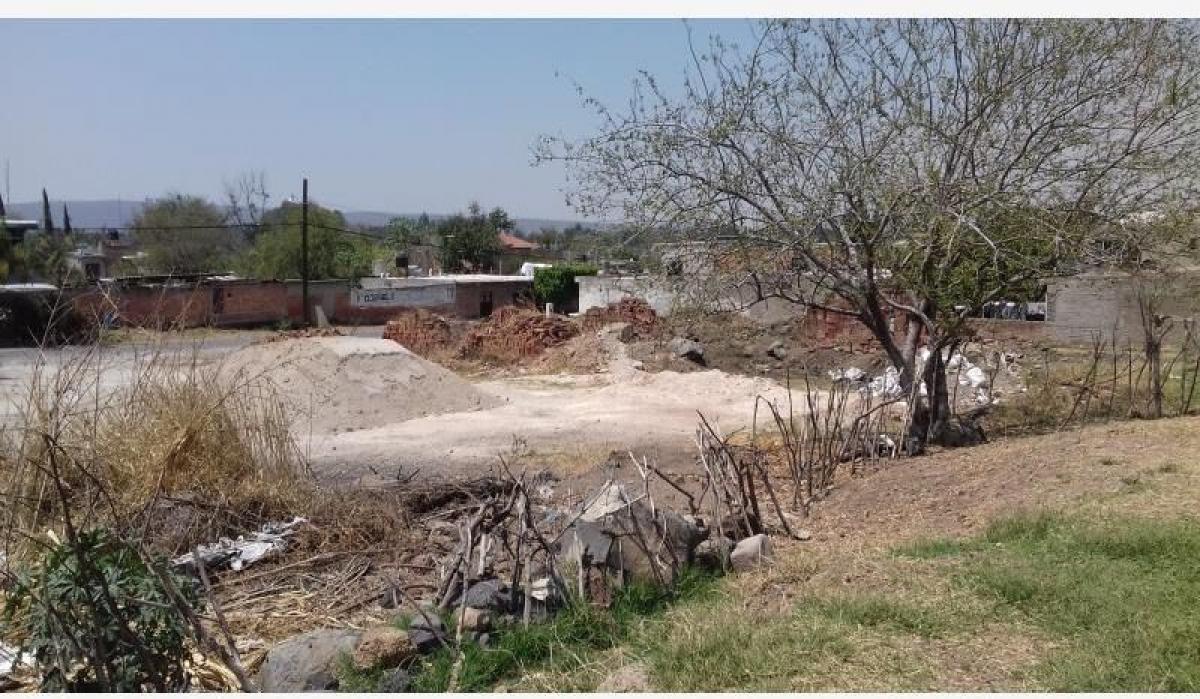 Picture of Residential Land For Sale in Ixtlahuacan De Los Membrillos, Jalisco, Mexico