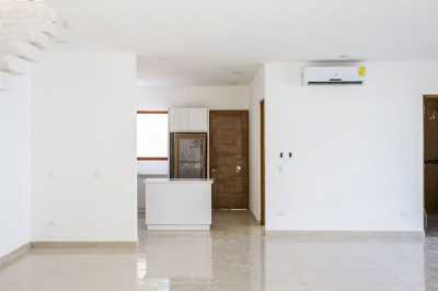 Home For Sale in Solidaridad, Mexico