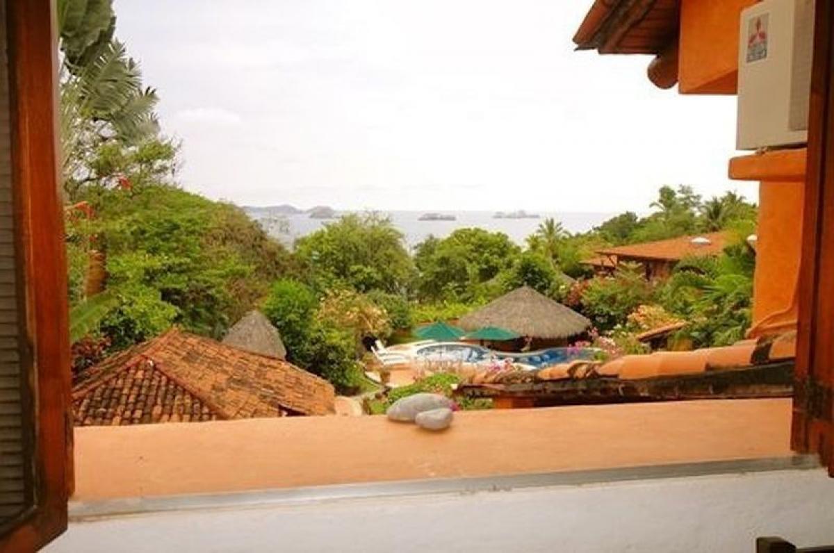 Picture of Apartment For Sale in Zihuatanejo De Azueta, Guerrero, Mexico