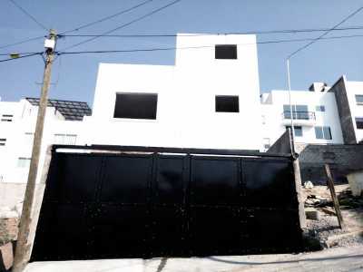 Home For Sale in Atizapan De Zaragoza, Mexico