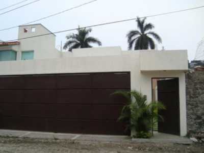 Home For Sale in Emiliano Zapata, Mexico