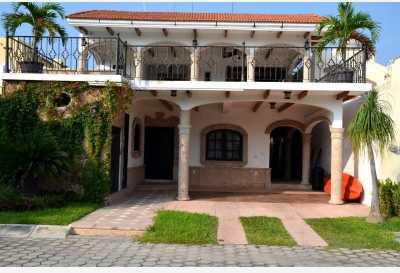 Home For Sale in Manzanillo, Mexico
