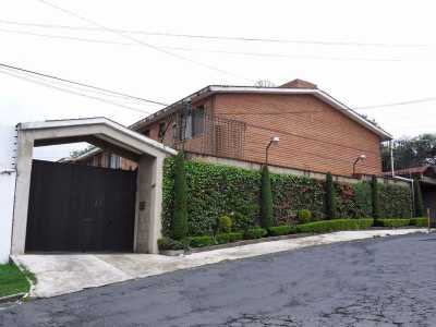 Home For Sale in Mexicali, Mexico