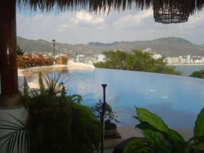 Home For Sale in Acapulco De Juarez, Mexico