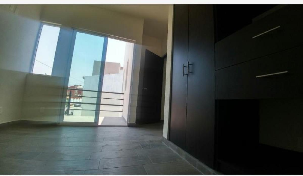 Picture of Home For Sale in Morelos, Morelos, Mexico