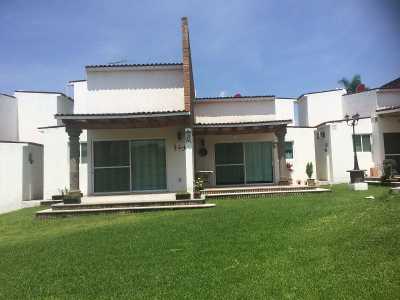 Other Commercial For Sale in Yautepec, Mexico