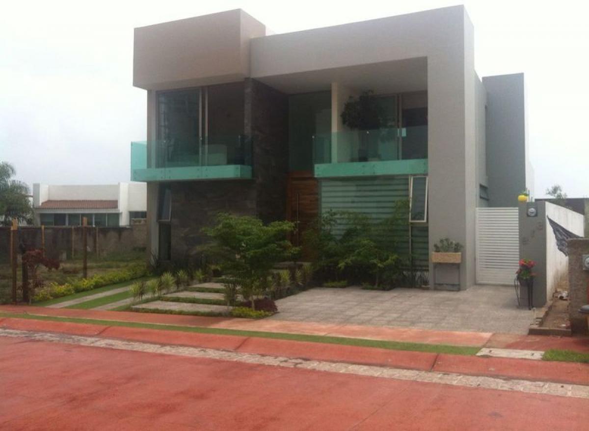 Picture of Apartment For Sale in Tlajomulco De Zuniga, Jalisco, Mexico