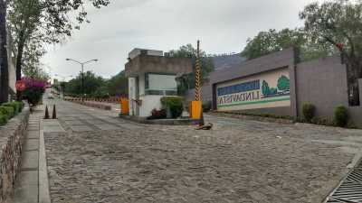 Home For Sale in Tlalnepantla De Baz, Mexico