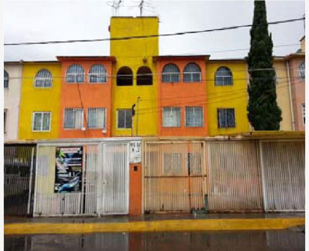Picture of Apartment For Sale in Nezahualcoyotl, Mexico, Mexico