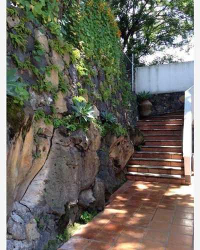 Home For Sale in Malinalco, Mexico