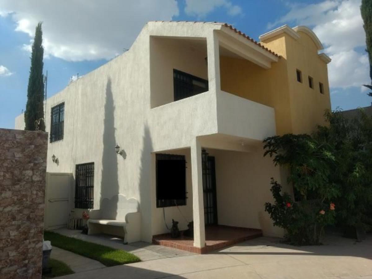 Picture of Home For Sale in Soledad De Graciano Sanchez, San Luis Potosi, Mexico