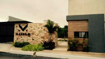 Apartment For Sale in Yucatan, Mexico