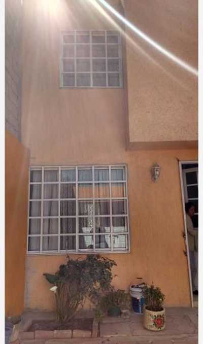 Home For Sale in Tultepec, Mexico
