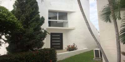 Other Commercial For Sale in Manzanillo, Mexico