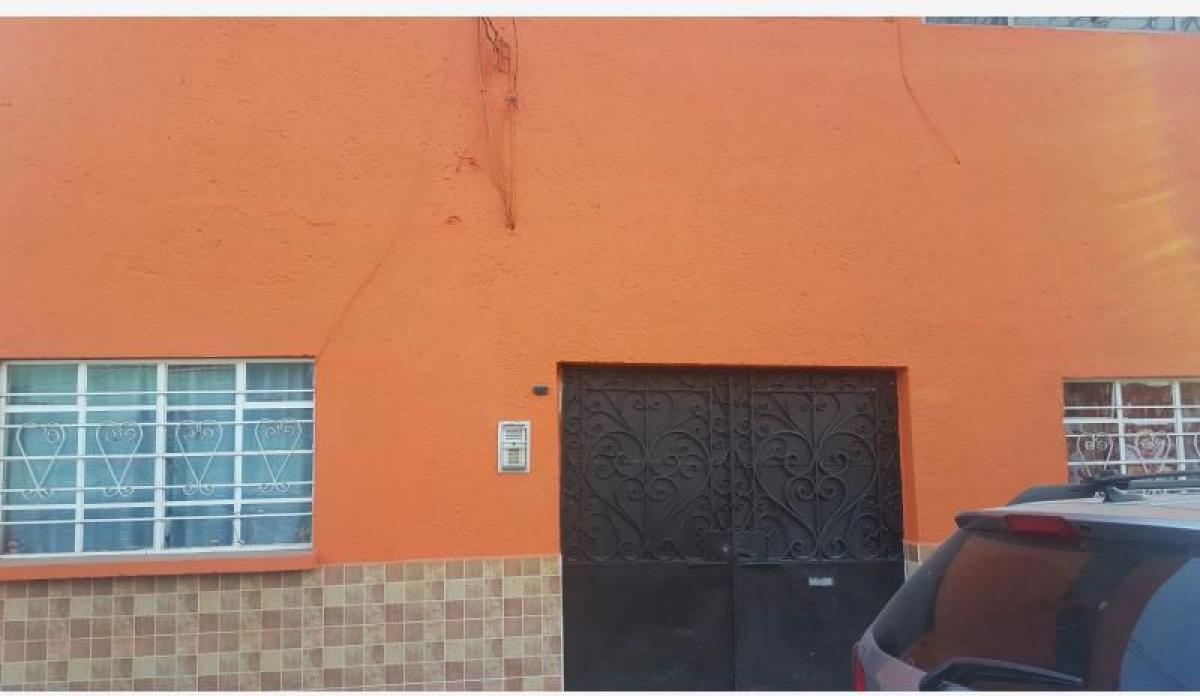 Picture of Apartment For Sale in Villa Del Carbon, Mexico, Mexico