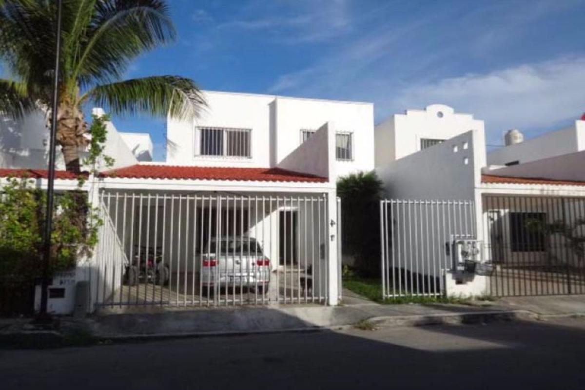 Picture of Home For Sale in Solidaridad, Quintana Roo, Mexico