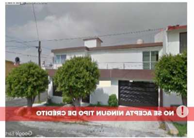 Home For Sale in Coacalco De Berriozabal, Mexico