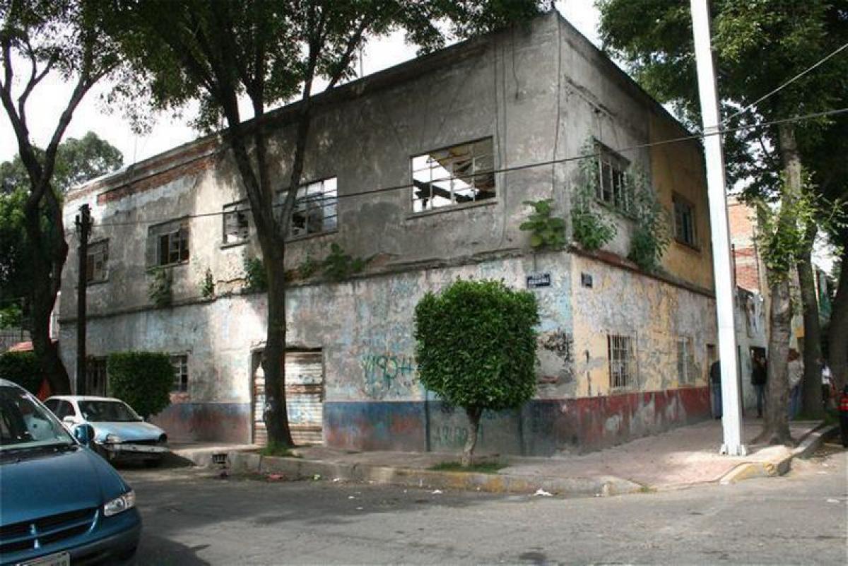 Picture of Residential Land For Sale in Miguel Hidalgo, Mexico City, Mexico