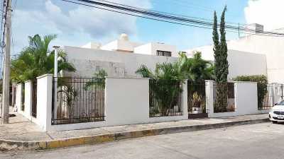 Office For Sale in Yucatan, Mexico