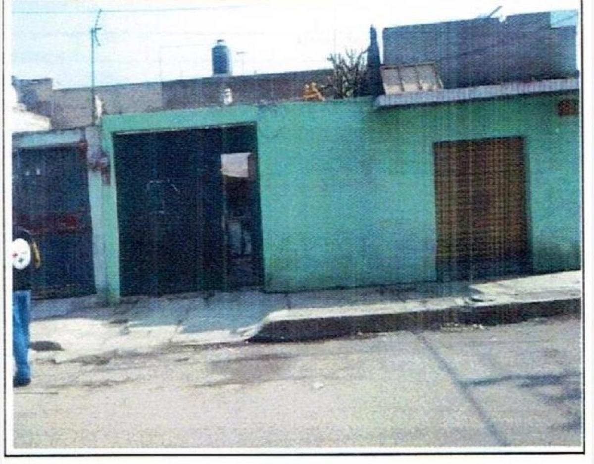 Picture of Home For Sale in Ecatepec De Morelos, Mexico, Mexico