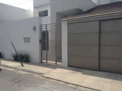 Home For Sale in San Pedro Garza Garcia, Mexico