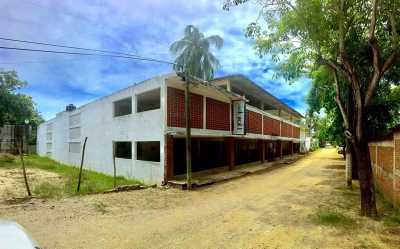 Apartment Building For Sale in