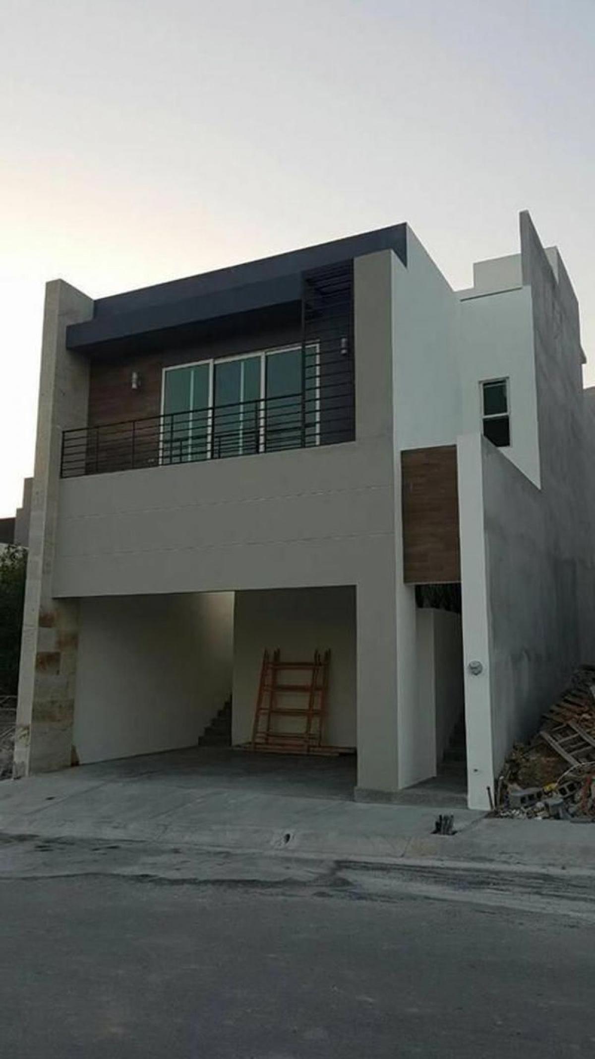Picture of Home For Sale in Garcia, Nuevo Leon, Mexico