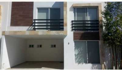 Home For Sale in Cuautlancingo, Mexico