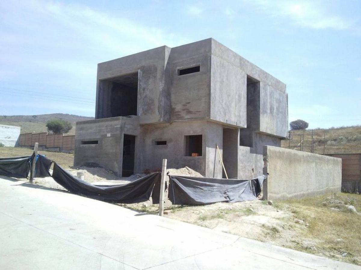 Picture of Home For Sale in Tlajomulco De Zuniga, Jalisco, Mexico