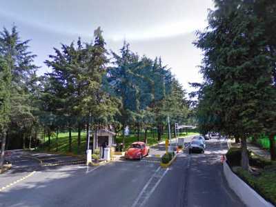 Home For Sale in Atizapan De Zaragoza, Mexico